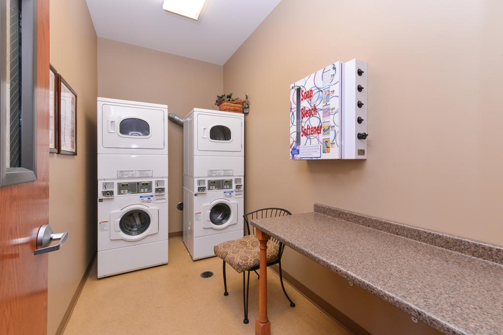 Country Hearth Inn & Suites Edwardsville Facilidades foto